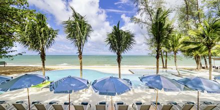 Stranden vid Khaolak Emerald Beach Resort, Thailand.