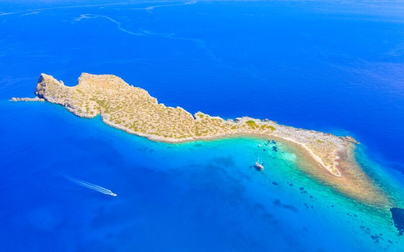 Kolokytha och Blue Lagoon Bay
