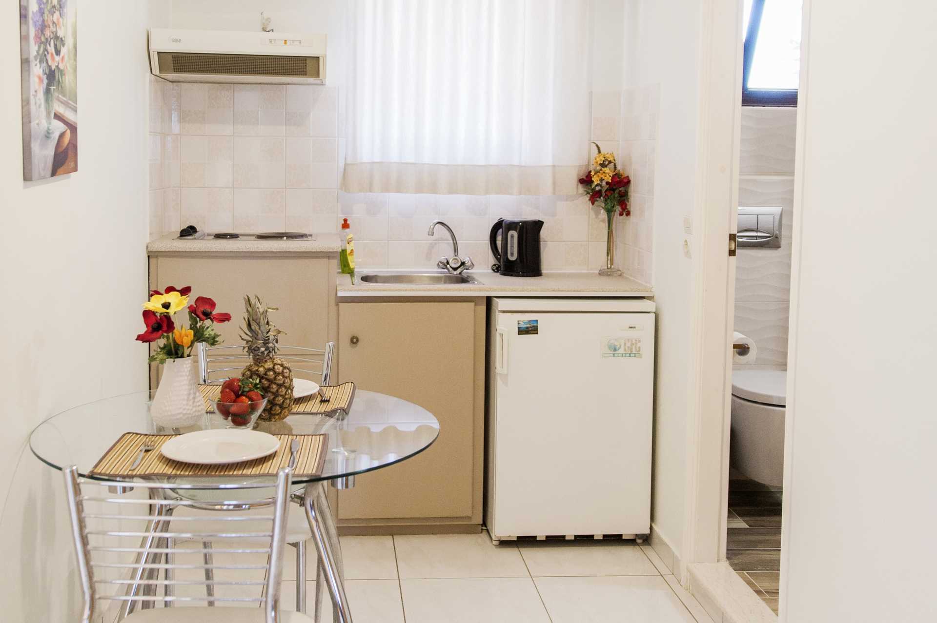 Lägenhet på hotell Aggelos på Lefkas, Grekland.