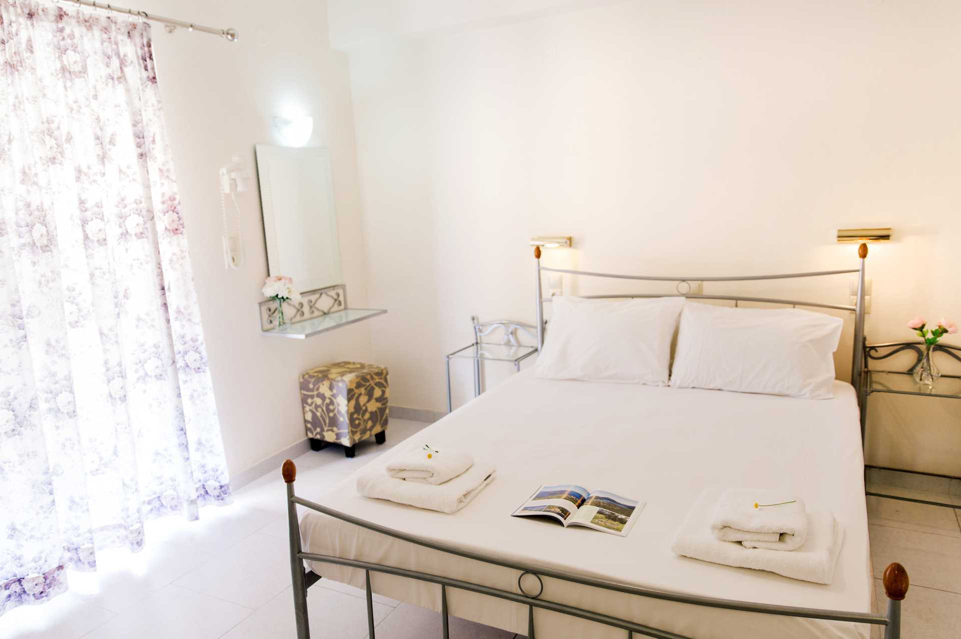 Lägenhet på hotell Aggelos på Lefkas, Grekland.