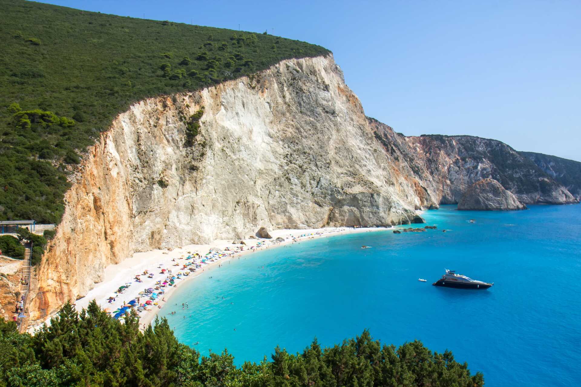 Porto Katsiki, den mest populära stranden på västkusten