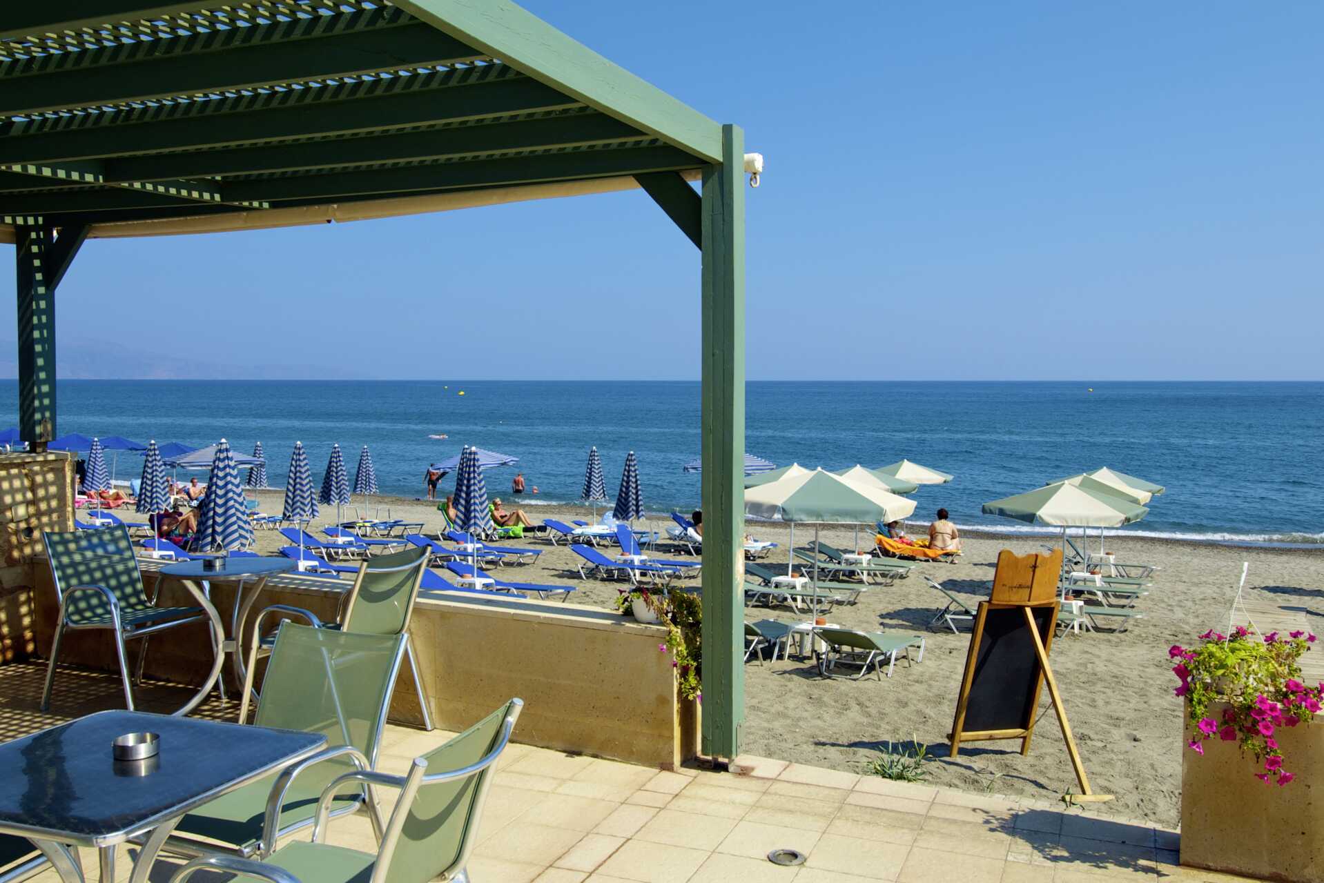 Snackbar på hotell Lissos i Platanias på Kreta, Grekland.