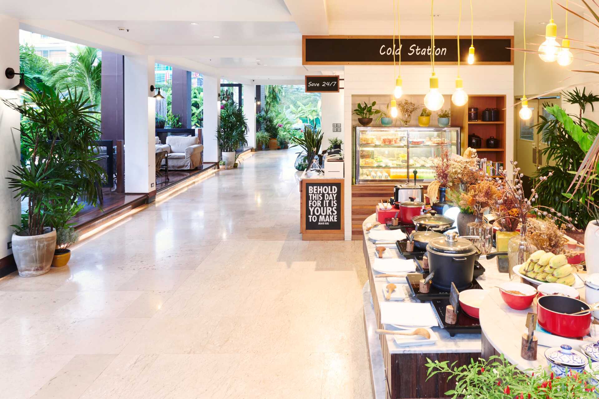 Bufférestaurang på hotell Loligo Resort Hua Hin i Thailand.