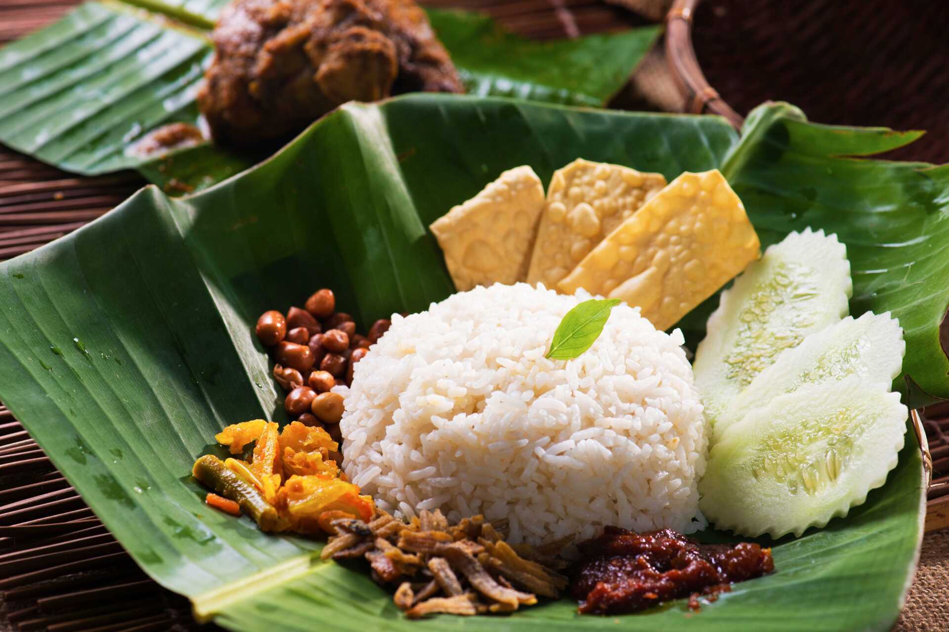 Nasi lemak, en av nationalrätterna i Malaysia.