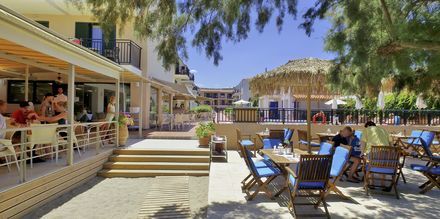 Restaurang på Margarita Beach Resort GD's Hotels i Agia Marina på Kreta.