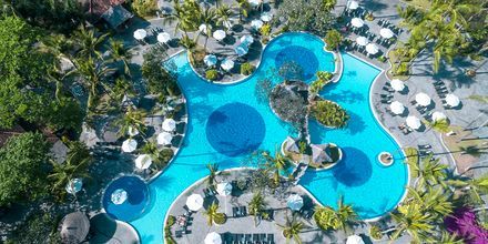 Poolområde på hotell Melia Bali Villas & Spa i Nusa Dua, Bali.