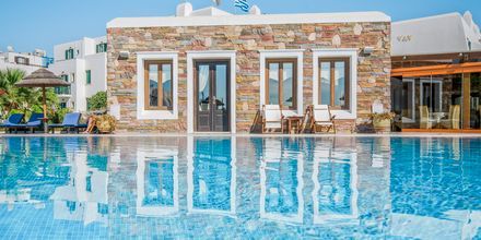 Poolområdet vid Naxos Resort, Grekland.
