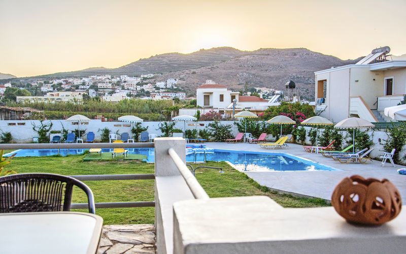 Pool på hotell Nereides i Kolymbari, Kreta.