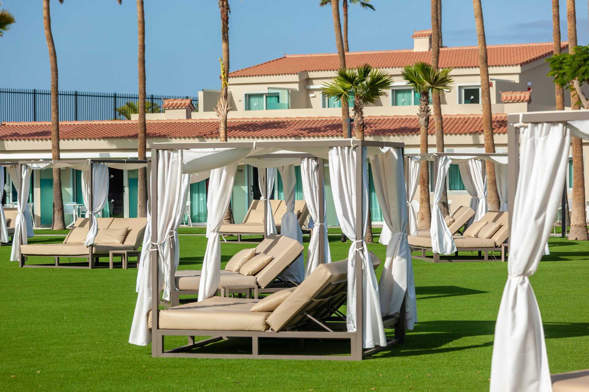 Område reserverat för gäster i rum för vuxna över 18 år.