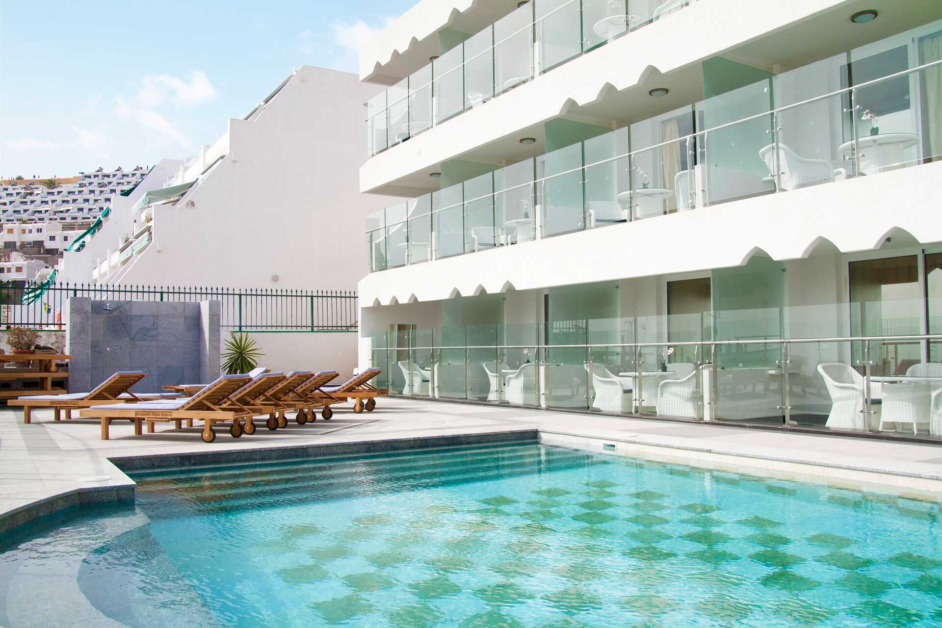 Pool på hotell Villa Magna i Puerto Rico, Gran Canaria.