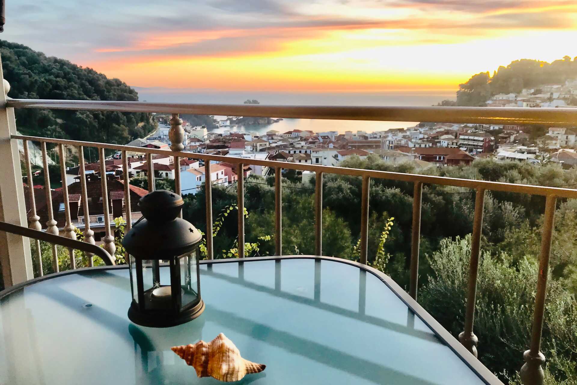 Enrumslägenhet på hotell Panthea i Parga, Grekland.