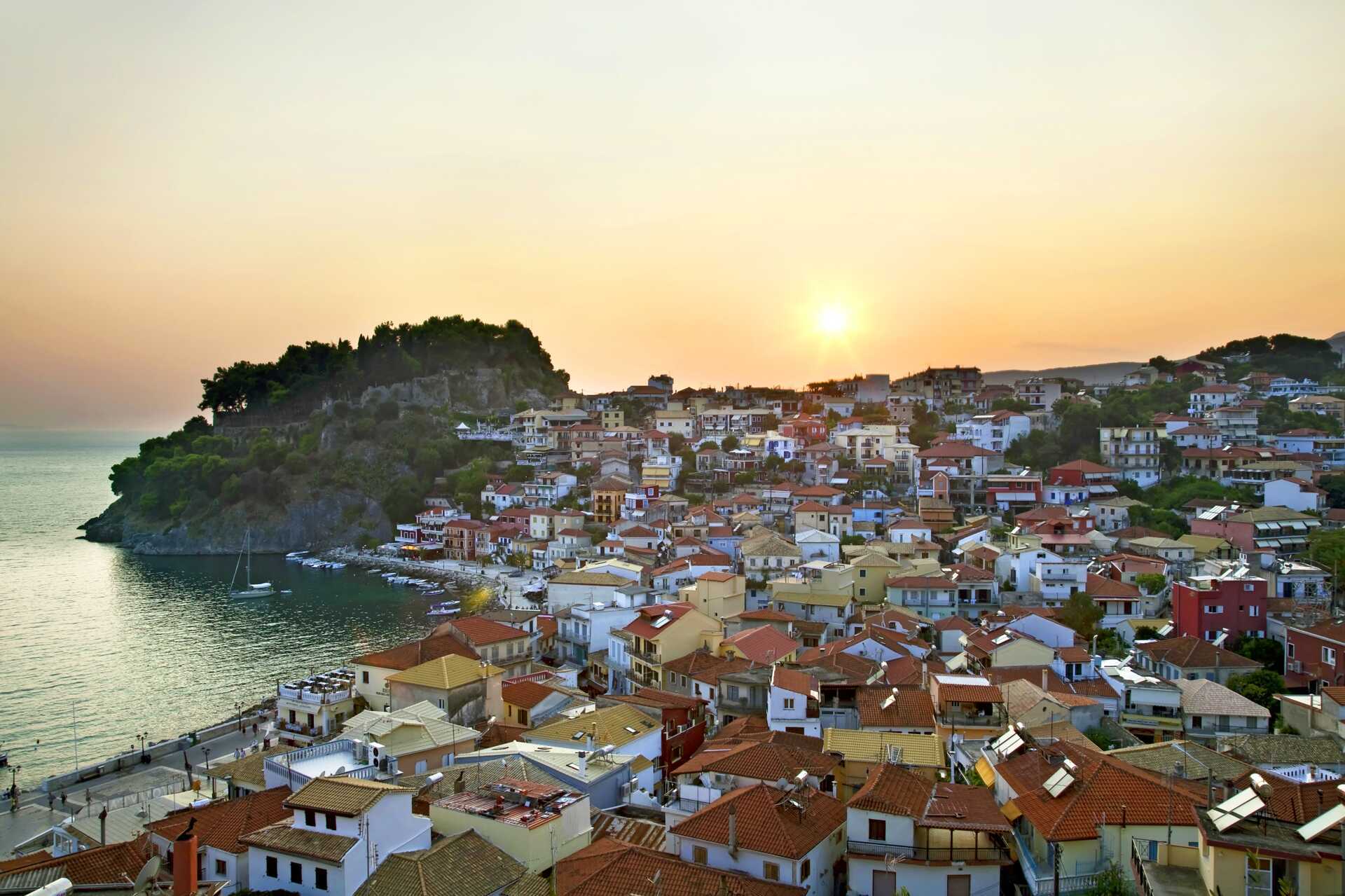 Parga by night - på egen hand