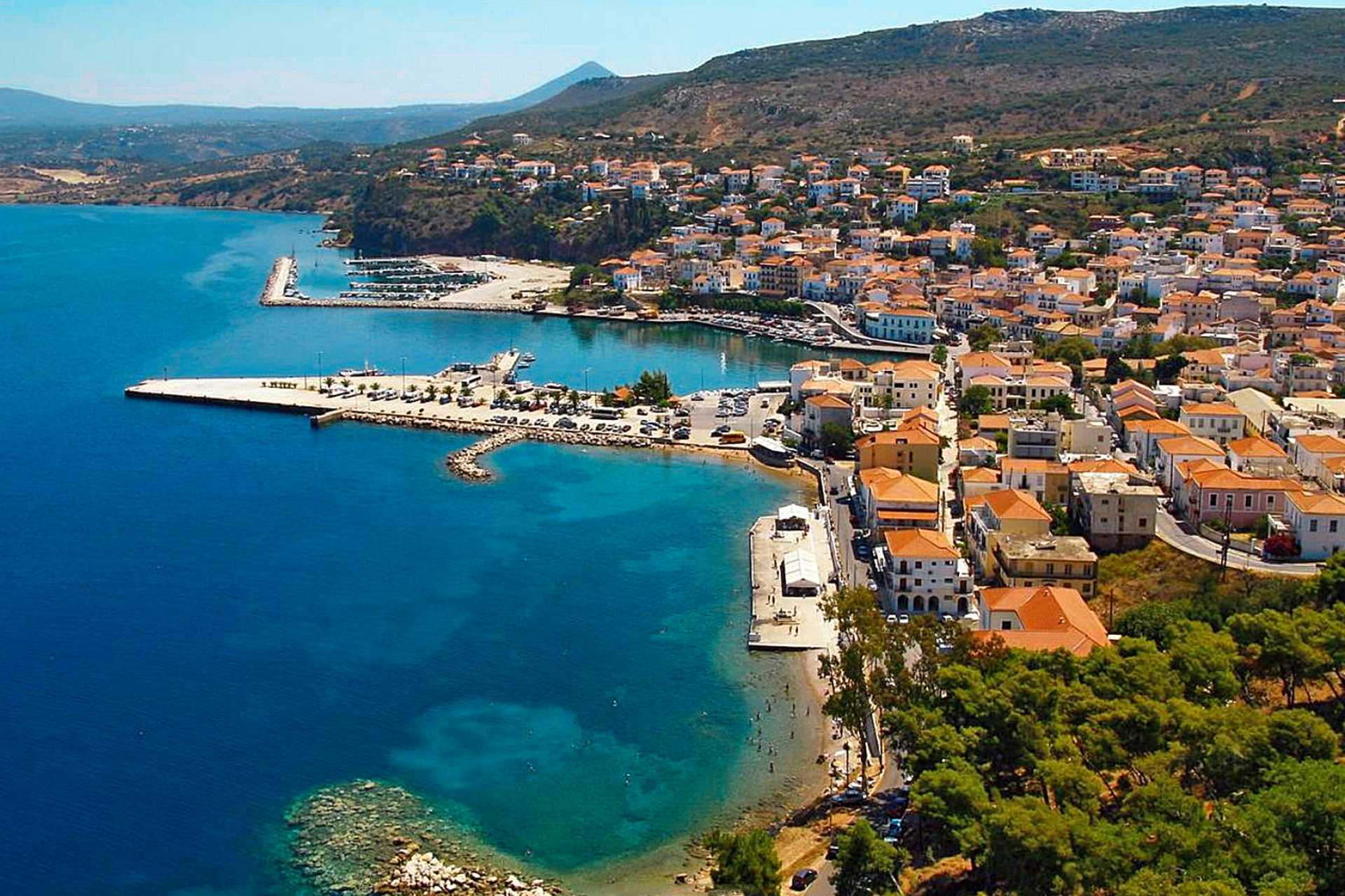 Staden Pylo i närheten av Costa Navarino och Gialova.