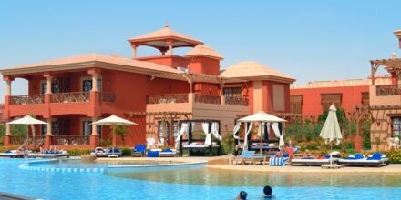 Pool vid Alf Leila Wa Leila Waterpark i Hurghada.