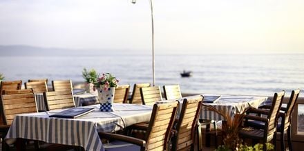 Restaurang med fantastisk utsikt i Podgora i Kroatien.