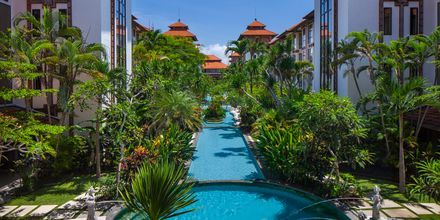 Poolområdet på hotell Prime Plaza Sanur i Sanur på Bali.