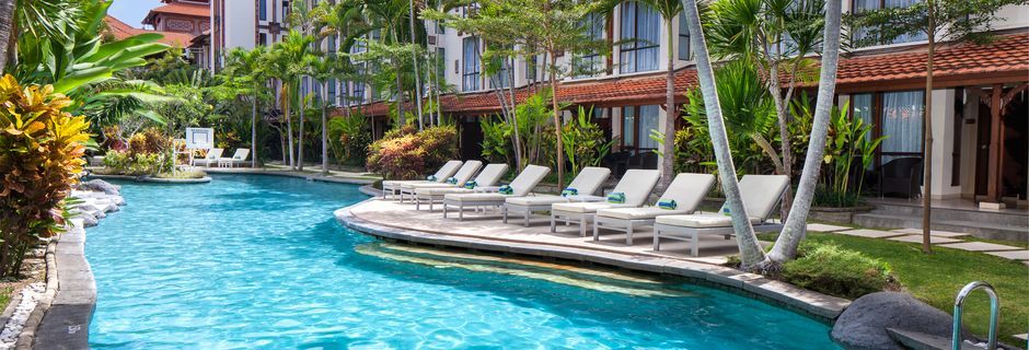 Poolområdet på hotell Prime Plaza Sanur i Sanur på Bali.