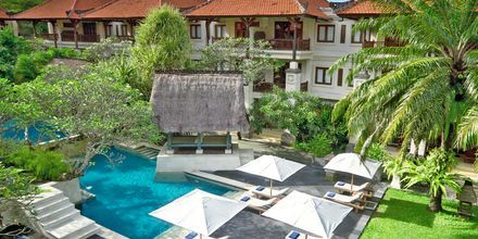 Pool på hotell Puri Santrian i Sanur, Bali.