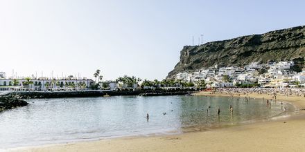 Stranden vid Radisson Blu Resort & Spa i Puerto de Mogán på Gran Canaria.