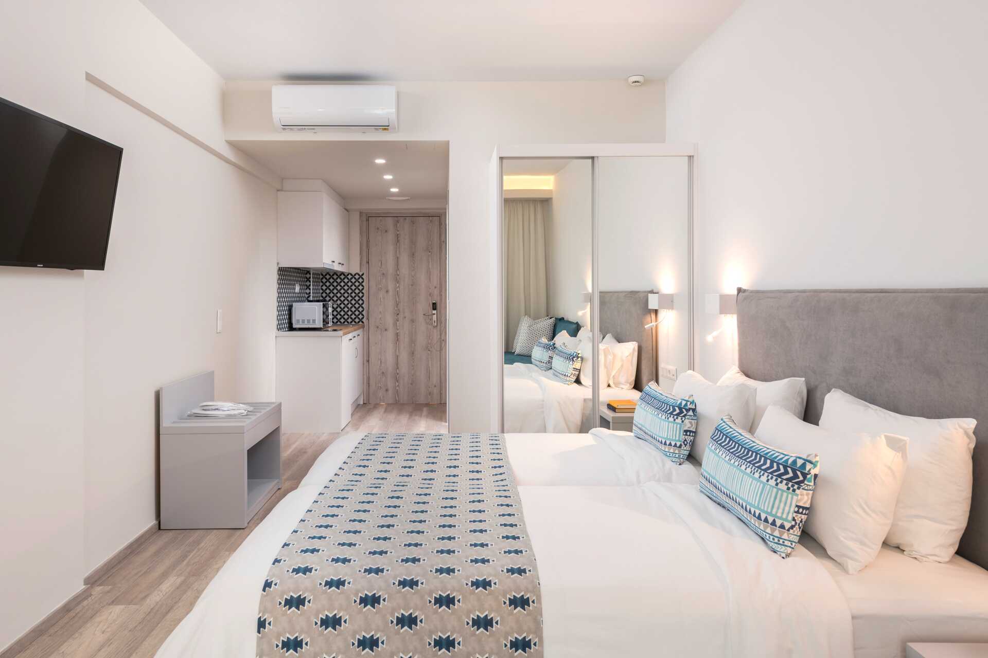 Renoverad enrumslägenhet på hotell Bio i Rethymnon stad på Kreta.
