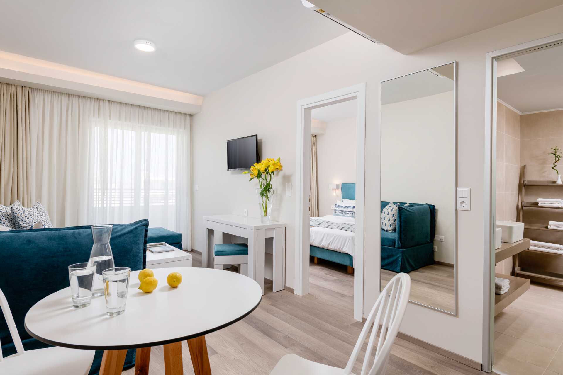 Renoverad tvårumslägenhet på hotell Bio i Rethymnon stad på Kreta.