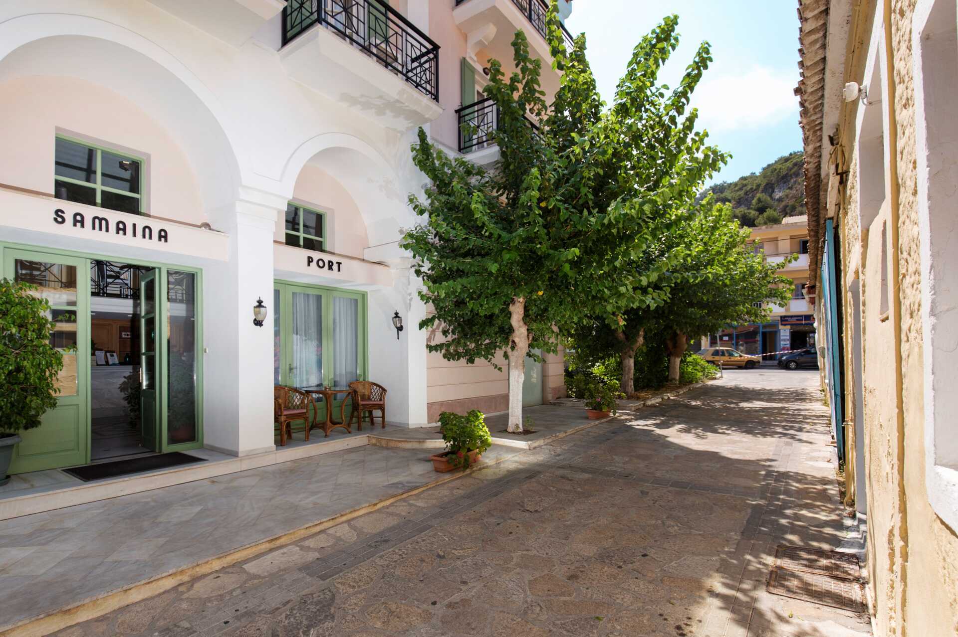 Hotell Samaina Port i Karlovassi på Samos, Grekland.