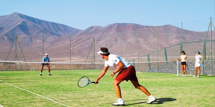 Tennis på Sandos Papagayo Beach Resort i Playa Blanca, Lanzarote.