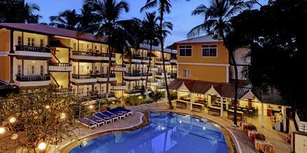 Poolen på  hotell Santiago Goa i Indien.
