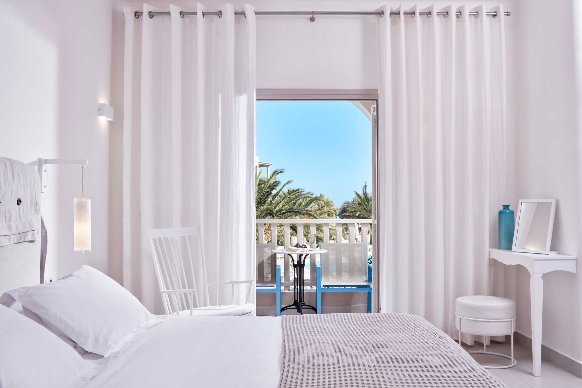 Dubbelrum på Santo Miramare Resort på Santorini, Grekland.