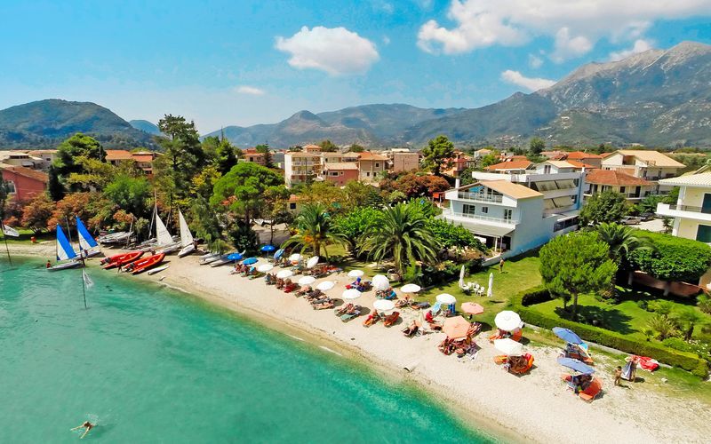 Stranden vid hotell Seaview på Lefkas, Grekland.