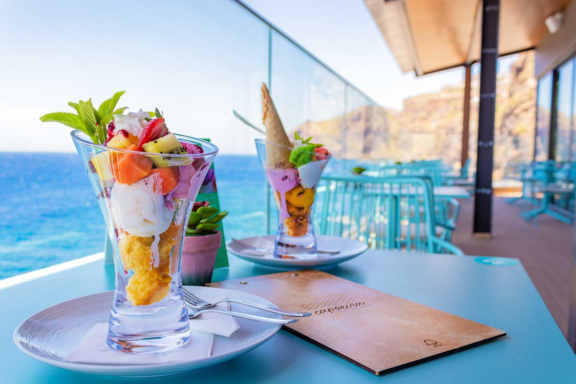 Baren Capoeira på hotell Sentido Galomar på Madeira, Portugal.