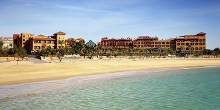 Stranden vid Sheraton Fuerteventura Beach, Golf & Spa Resort i Caleta de Fuste, Fuerteventura.