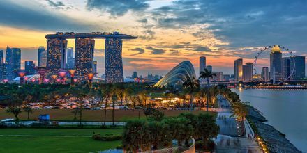 Singapore är Sydostasiens minsta land och ett Asien i miniatyr.