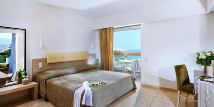 Familjerum på hotell Sitia Beach i Sitia på Kreta, Grekland.