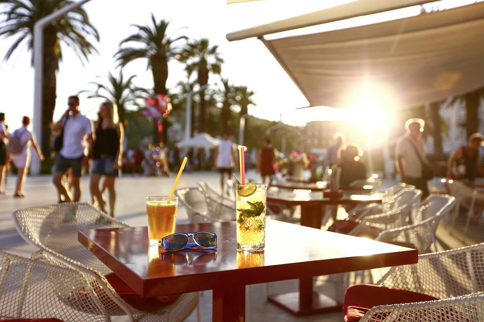 Splits mysiga hamnpromenad, Rivan.