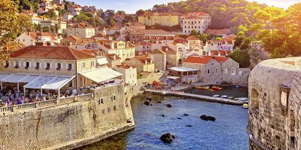 Gamla stan i Dubrovnik har flera byggnader i gotisk stil från 1200-talet.