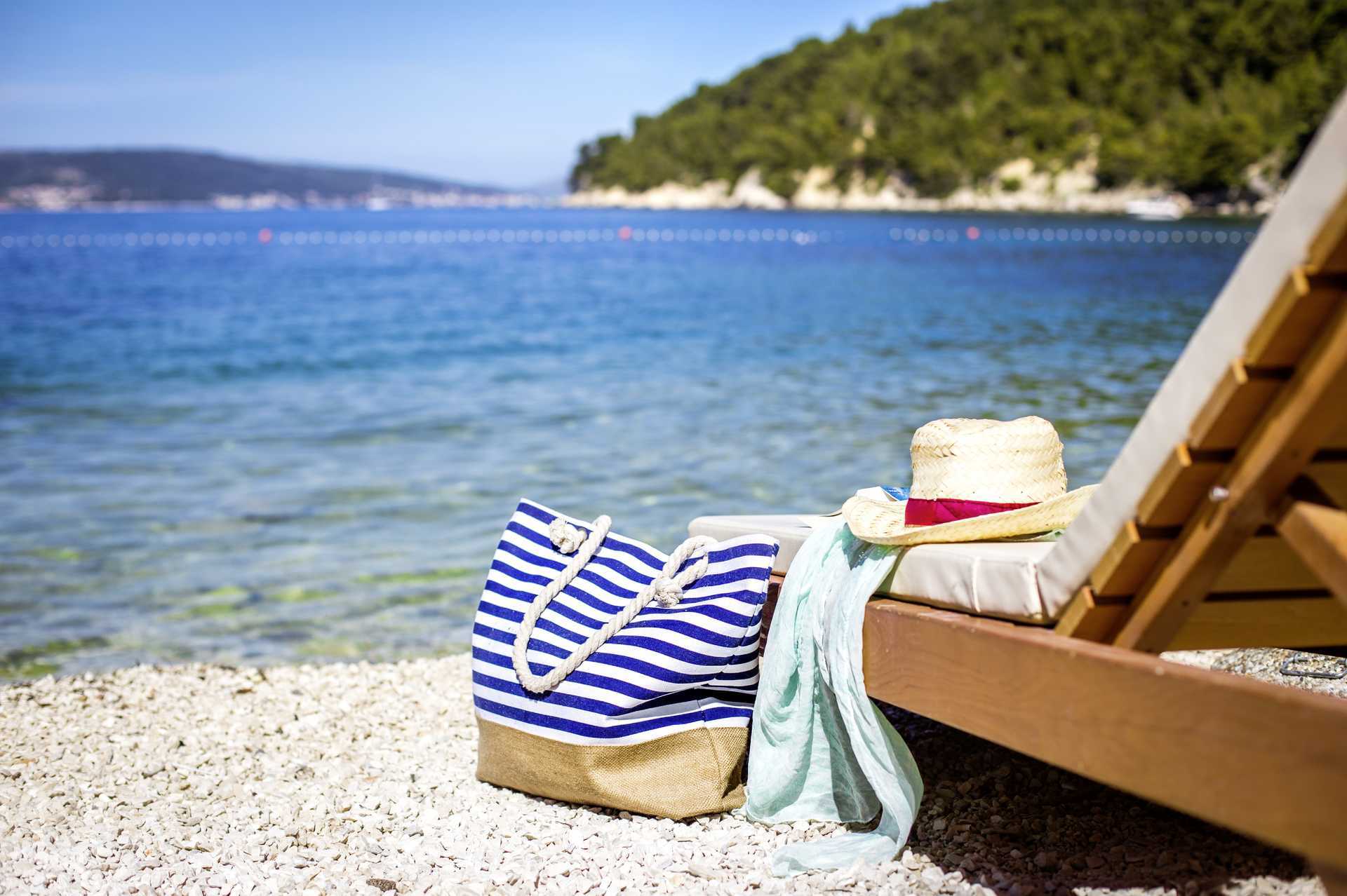 Kasjuni beach i Split i Kroatien.