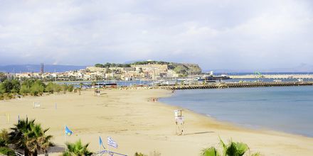 Stranden vid hotell Steris i Rethymnon, Kreta.