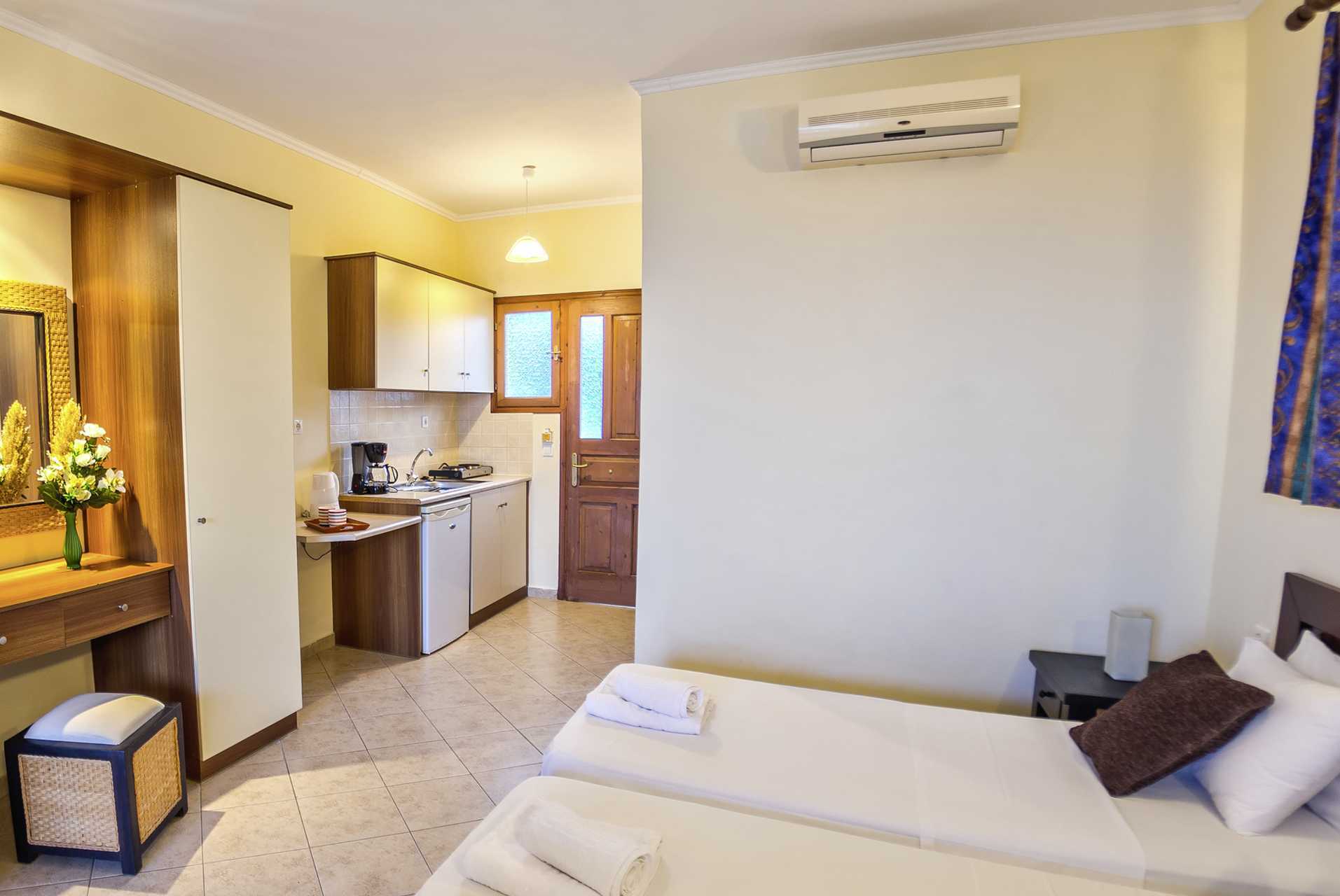 Större enrumslägenhet på hotell Loukas on the Waves i Tragaki, Zakynthos.