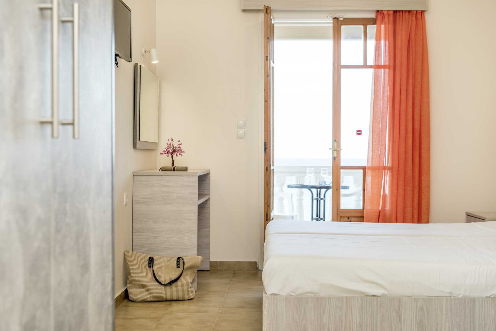 Större enrumslägenhet på hotell Loukas on the Waves i Tragaki, Zakynthos.