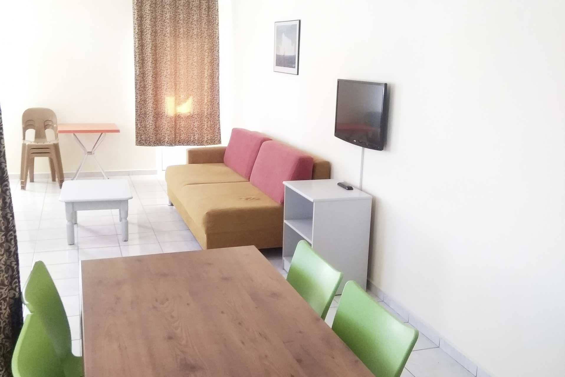 Större tvårumslägenhet på hotell Sailor i Alanya, Turkiet.