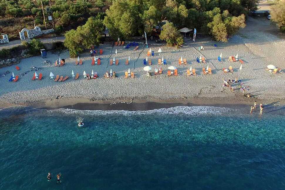Pantazi Beach i Agios Nikolaos, söder om Stoupa.