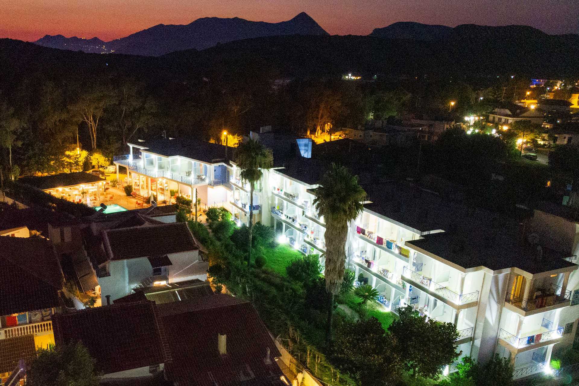 Hotell Paradise Ammoudia i Grekland