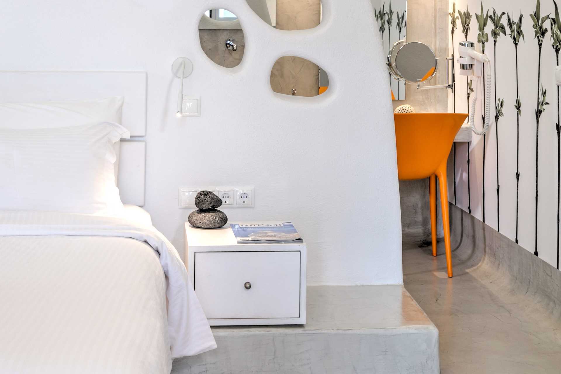 Superiorrum på hotell Kouros Village i Perissa på Santorini, Grekland.