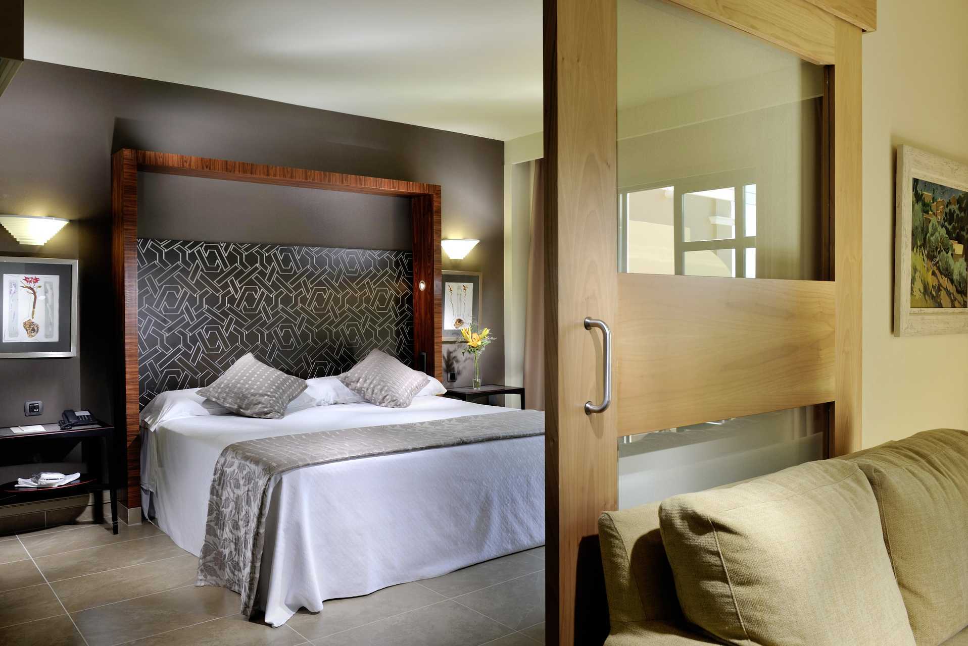 Superiorsvit på hotell Jardines De Nivaria i Costa Adeje på Teneriffa.