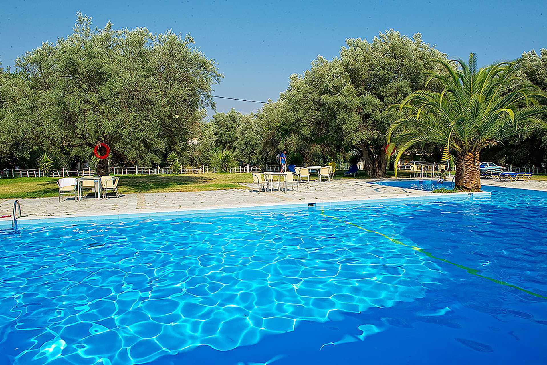 Poolområde på hotell Thalero, Lefkas.