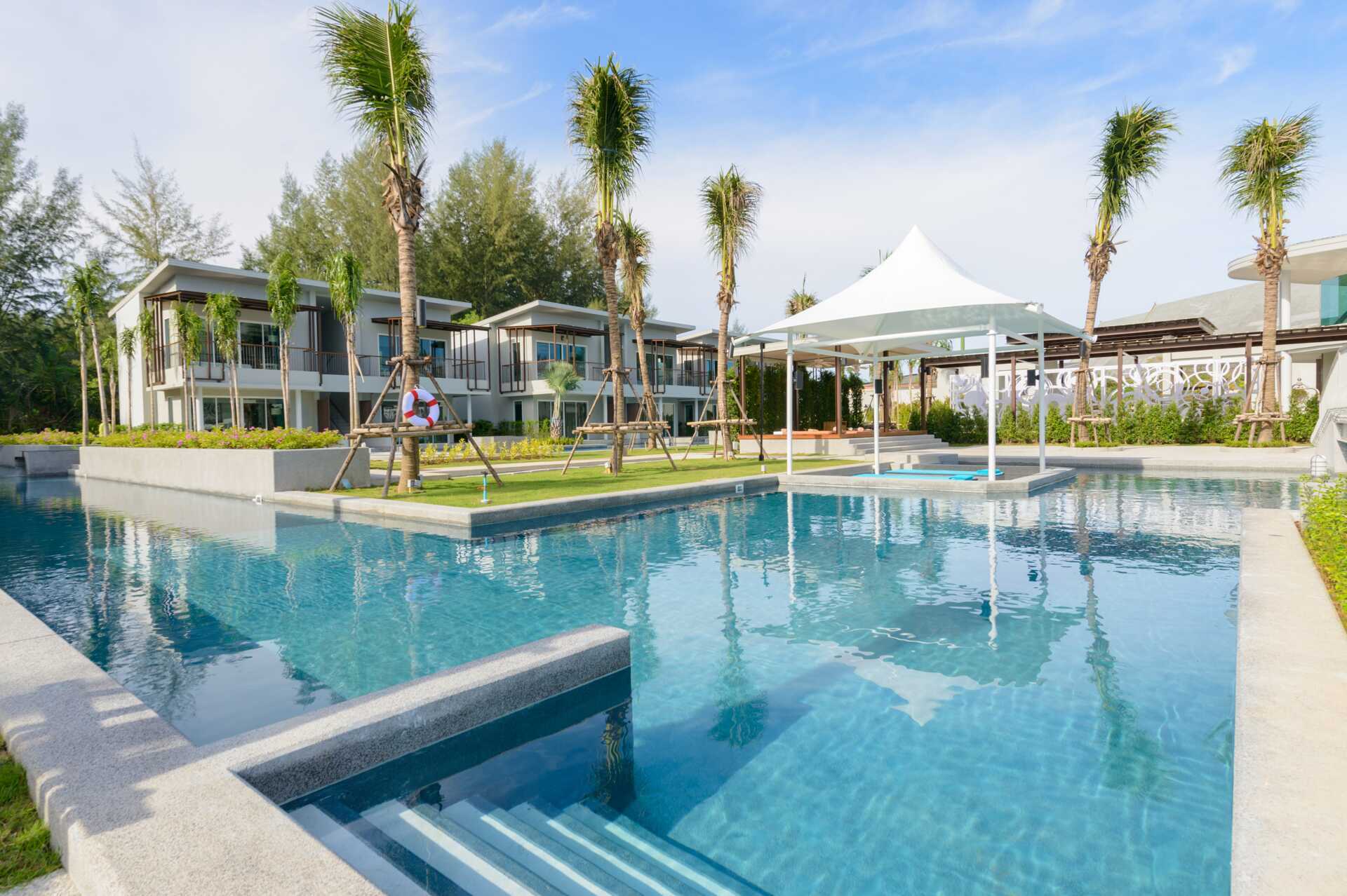 Pool på hotell The Waters Khao Lak by Katathani, Thailand.