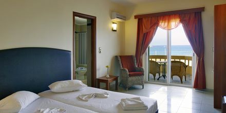 Tvårumslägenhet på hotell Theo i Rethymnon, Kreta.