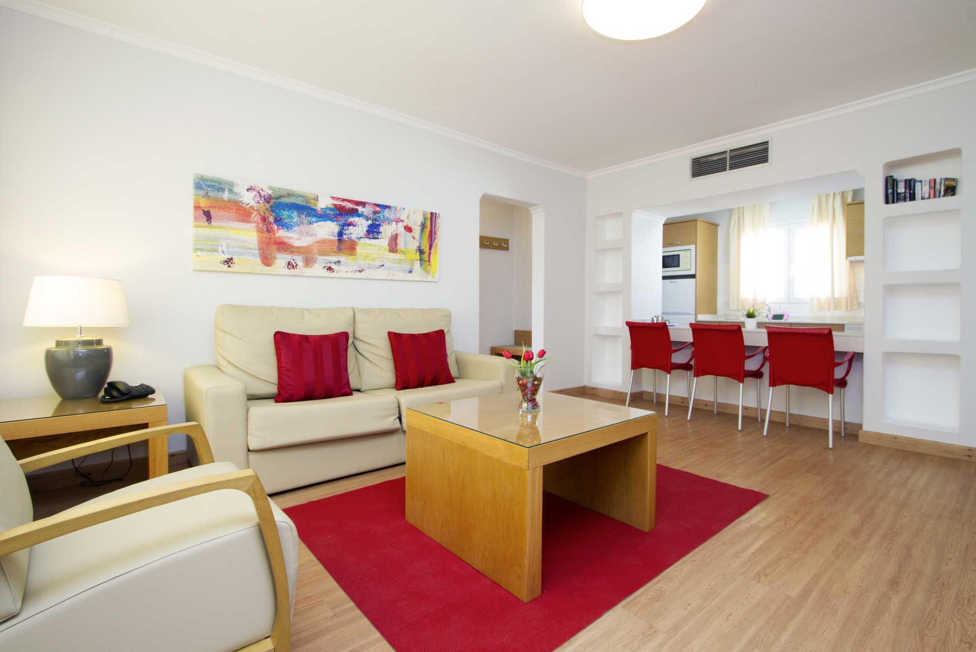 Trerumslägenhet superior på hotell Costa Sal i Puerto del Carmen, Lanzarote.