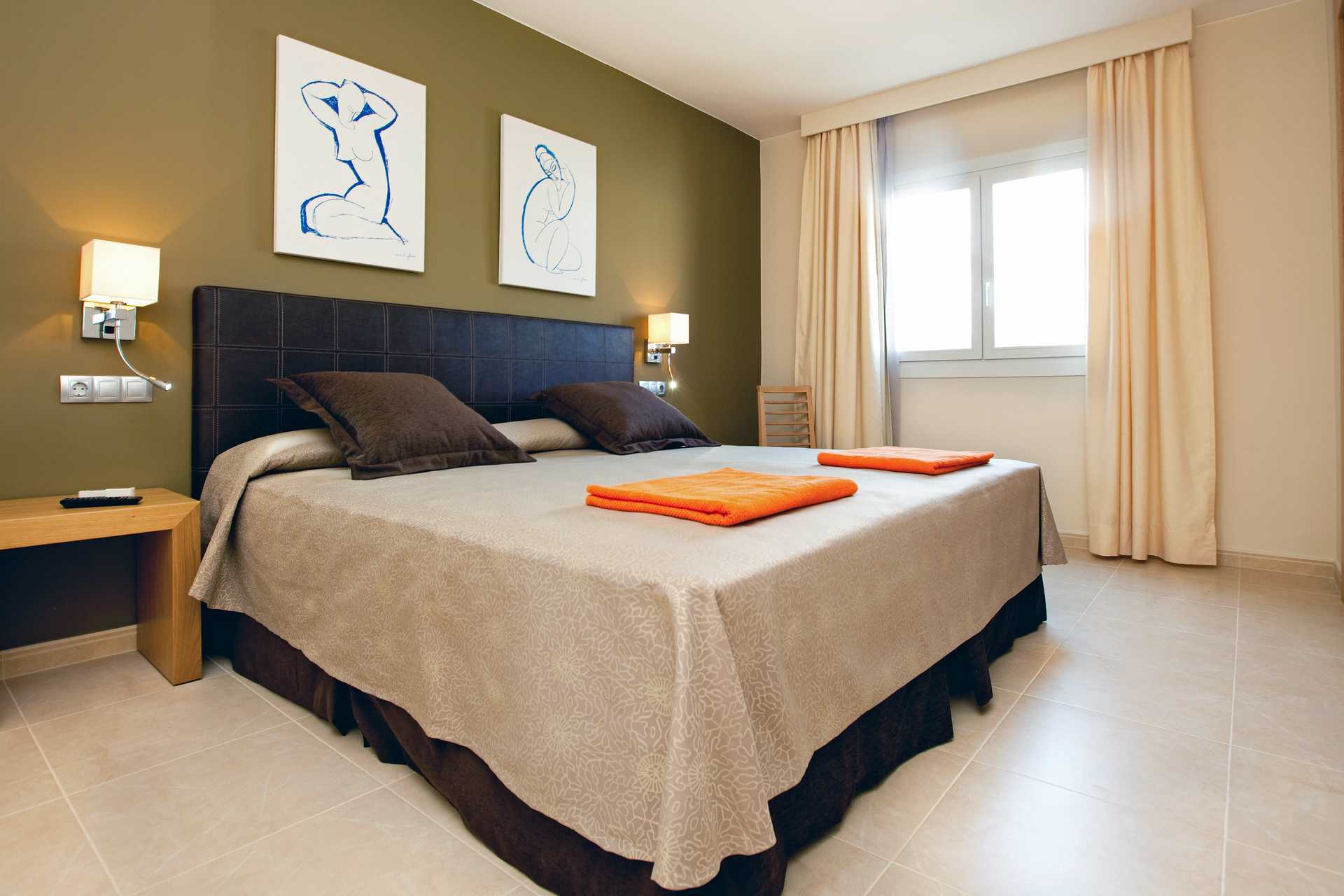 Trerumsvilla på hotell Costa Sal i Puerto del Carmen, Lanzarote.